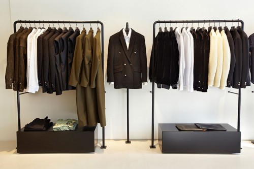 Kollektionspräsentation mit Lagerboxen