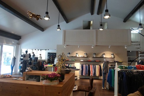 Verkaufstheke aus Fichte Altholz.